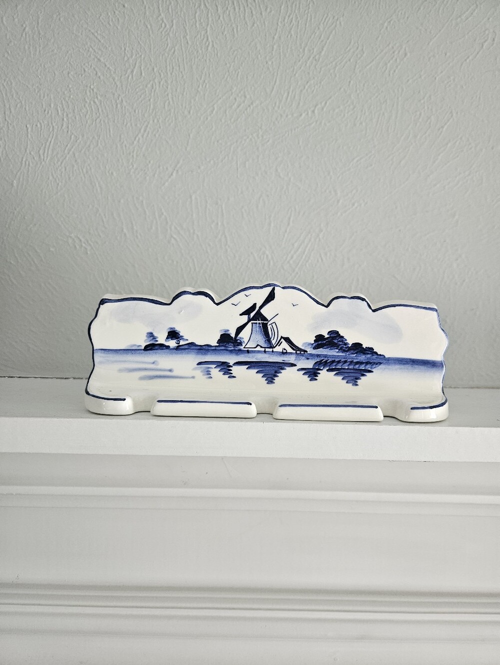 Vintage Delft Blue Ceramic Decorative Wall Mounted Toothbrush/Brush Holder